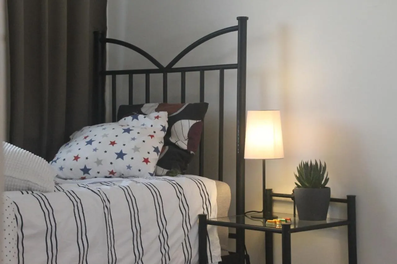 Fully Furnished Room For Rent In Märsta דירה