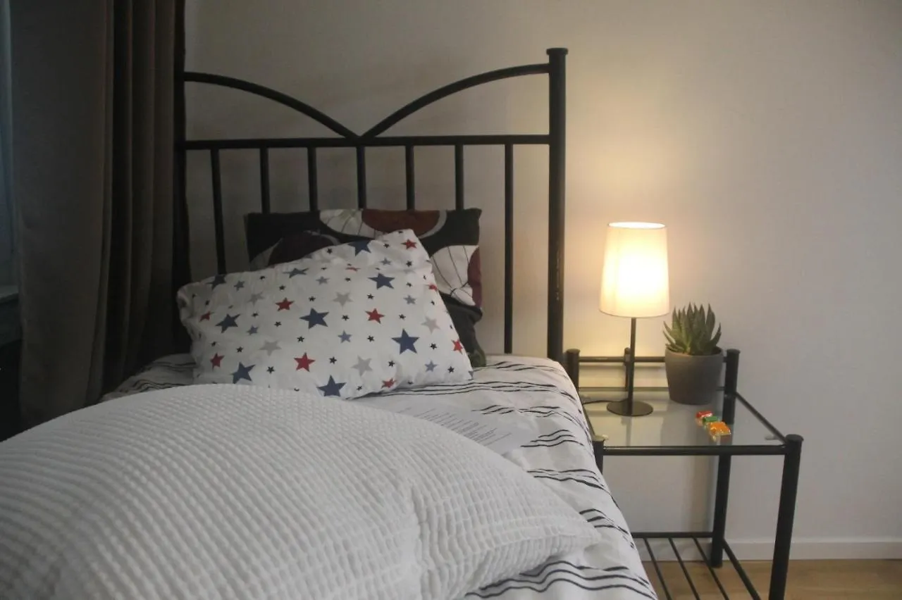 Fully Furnished Room For Rent In Märsta