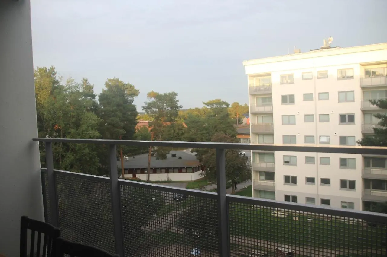 Fully Furnished Room For Rent In Märsta 0*,