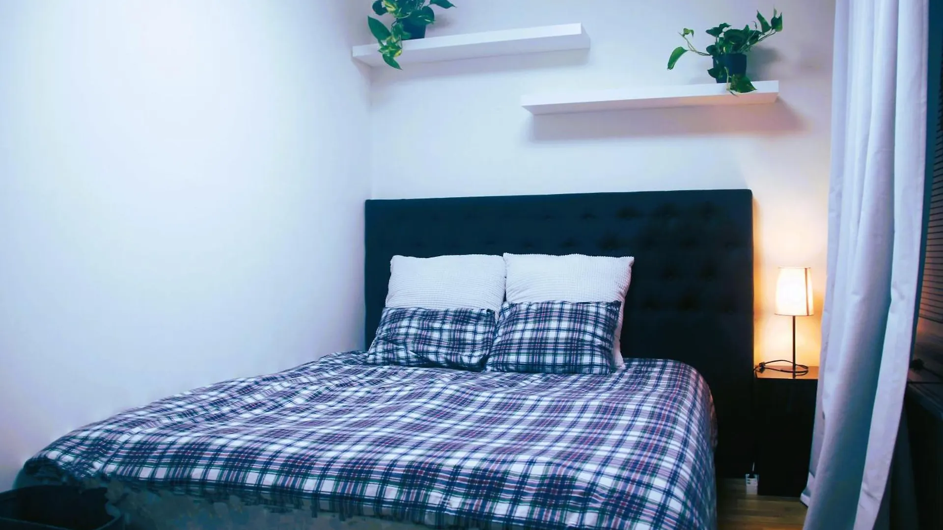 Fully Furnished Room For Rent In Märsta